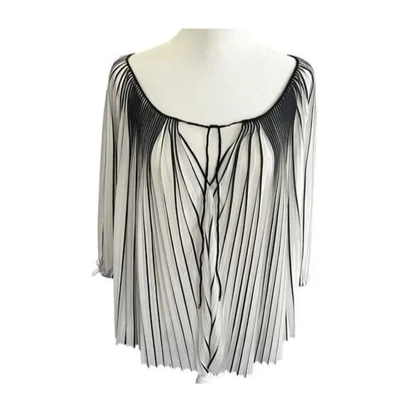 DVF Diane Von Furstenberg New Keoni Pleated Blouse Top Black White 3/4 8 - Picture 2 of 9